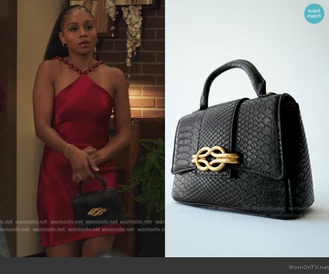 Zara City Bag with Metal Buckle worn by Simone (Geffri Hightower) on All American Homecoming