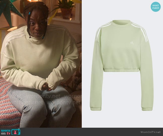 Adidas Hyperglam Crop Sweatshirt in Almost Lime worn by Tara Jones (Corinna Brown) on Heartstopper