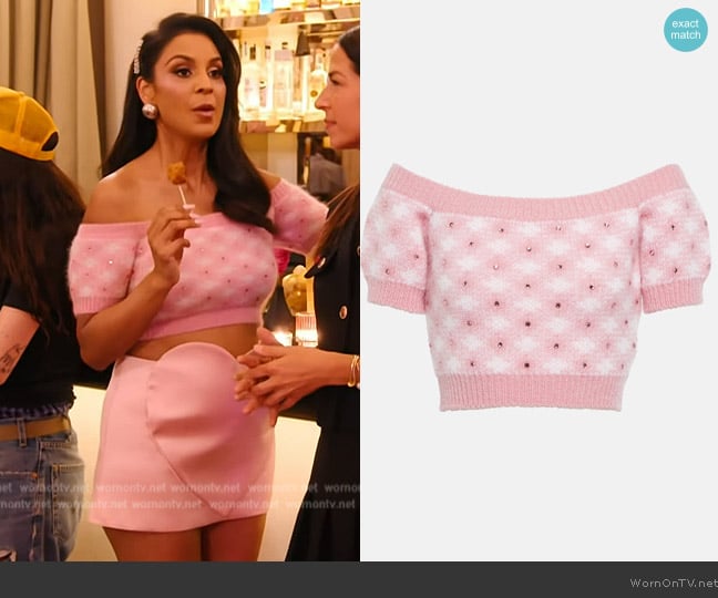 Jessel’s pink checkered top on RHONY