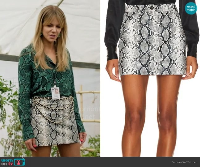 Apparis Gretchen Python Skirt worn by Morgan Gillory (Kaitlin Olson) on High Potential