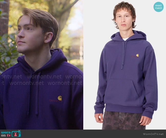 Nick’s purple Carhartt hoodie on Heartstopper