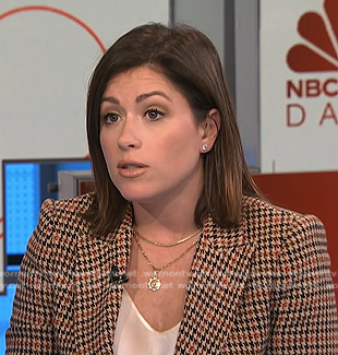 Chloe Melas's beige houndstooth blazer on NBC News Daily