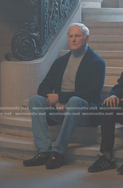 David’s navy ribbed cardigan and loafers on American Horror Stories