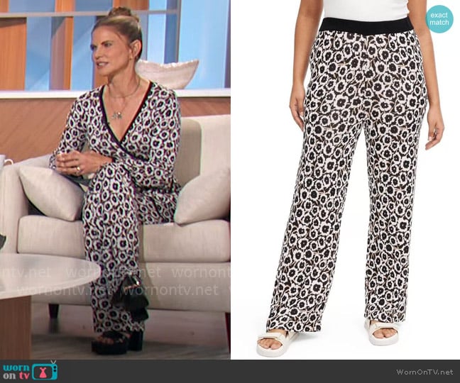 Diane von Furstenberg for Target High Rise Flare Pants in Neutral Poppy worn by Natalie Morales on The Talk