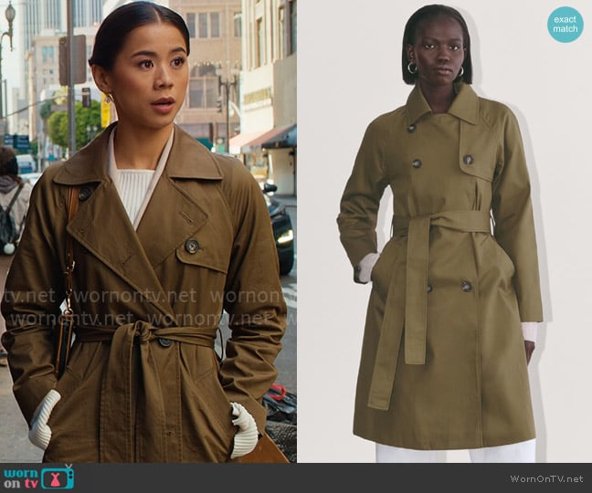 Sarah’s trench coat on Matlock