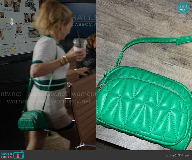 Forever 21 Quilted Crossbody Bag worn by Lorna Crane (Becki Newton) on The Lincoln Lawyer