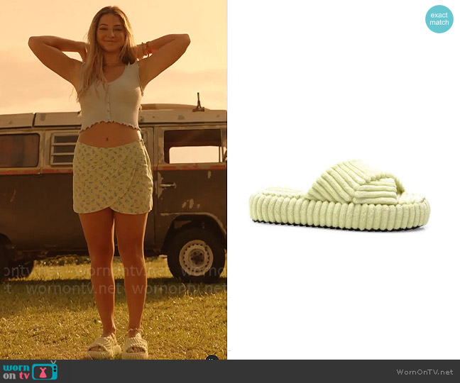 Free People Two Days in Ibiza Terry Slide Sandal in Lime worn by Sarah Cameron (Madelyn Cline) on Outer Banks