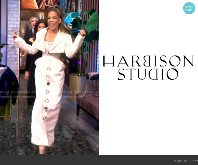 Harbison Studio 2025 Holliday Resort Collection worn by Sunny Hostin on The View