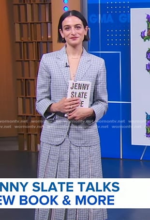 Jenny Slate’s grey check blazer and pleated skirt on Good Morning America