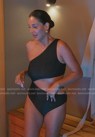 Jessel's black one shoulder cutout swimsuit on The Real Housewives of New York City