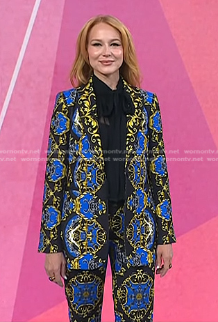 Jewel's black tapestry print blazer and pants on Today