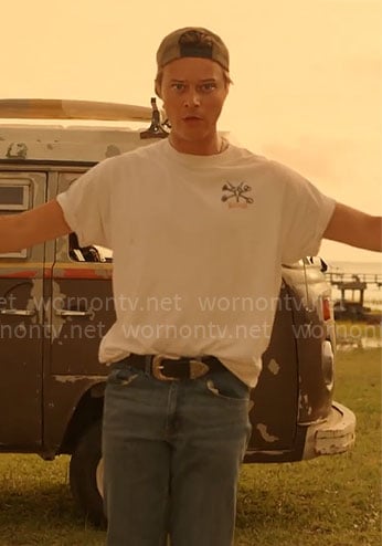 JJ's Bones t-shirt on Outer Banks S4