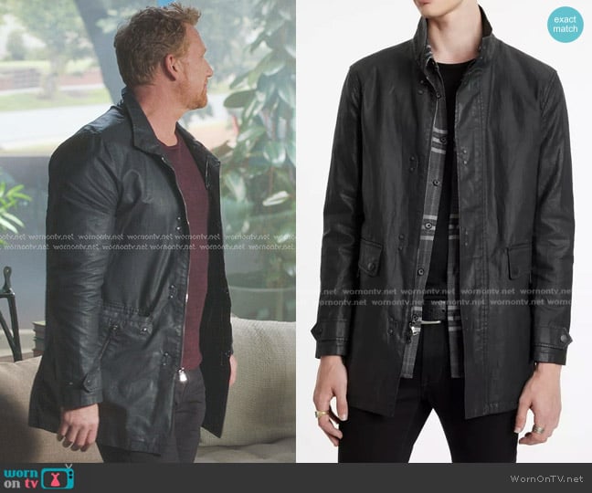 Owen’s black leather jacket on Greys Anatomy