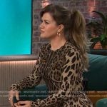 Kelly’s beige leopard print dress on The Kelly Clarkson Show