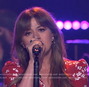 Kelly's red floral wrap dress on The Kelly Clarkson Show