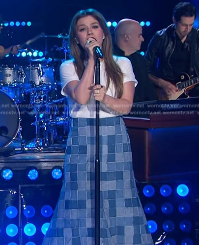 Kelly’s denim check skirt on The Kelly Clarkson Show