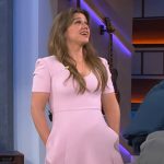 Kelly’s pink scoop neck midi dress on The Kelly Clarkson Show