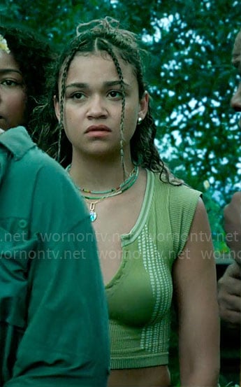 Kiara's green split-neck crop top on Outer Banks