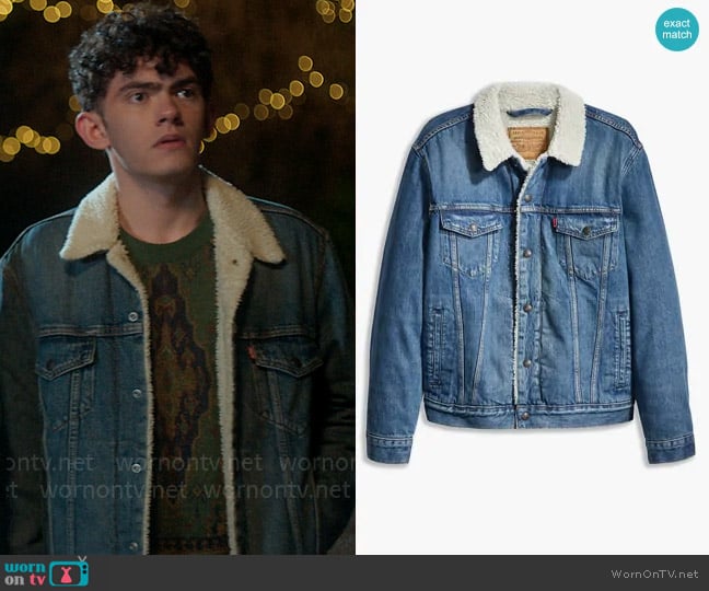 Charlie’s denim fleece lined jacket on Heartstopper