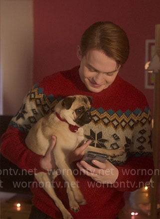 Nick's red Christmas sweater on Heartstopper