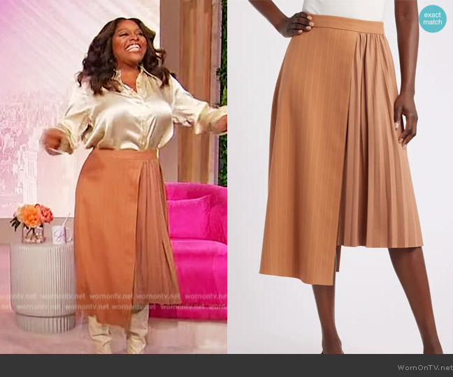 Nordstrom x Harlem's Fashion Row House of Aama Dandy Pleated Skirt worn by Sherri Shepherd on Sherri