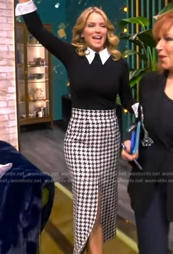 Sara's houndstooth skirt and polo sweater on The View