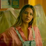 Sarah’s pink oversized shirt and short denim overalls on Outer Banks