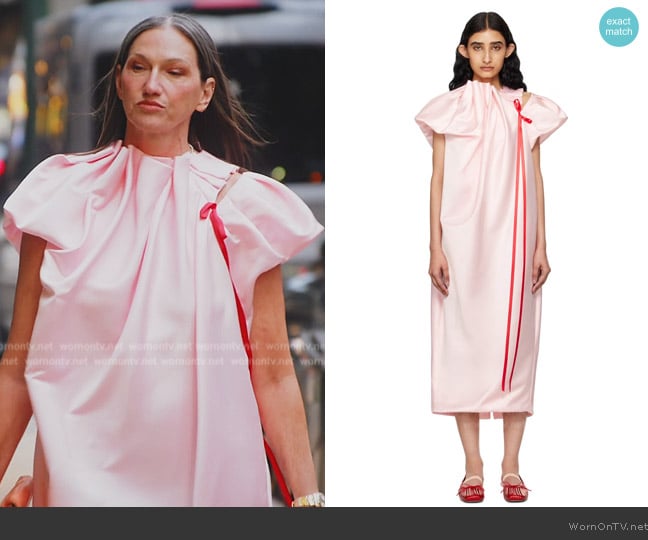 Simone Rocha Pink Pleated Midi Dress worn by Jenna Lyons on The Real Housewives of New York City