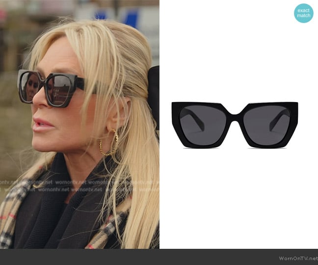 Sojos Oversized Sunglasses worn by Tamra Judge on The Real Housewives of Orange County