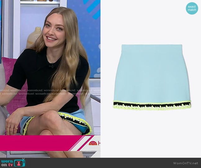 Tory Burch Teck Knit Viscose Mini Skirt in Vista worn by Amanda Seyfried on Today