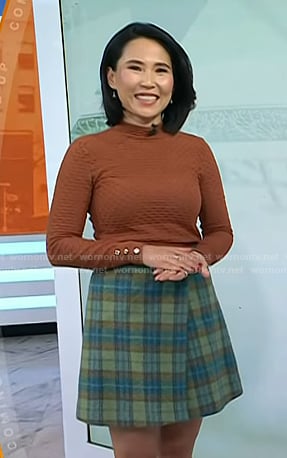 Vicky's green plaid mini skirt on Today