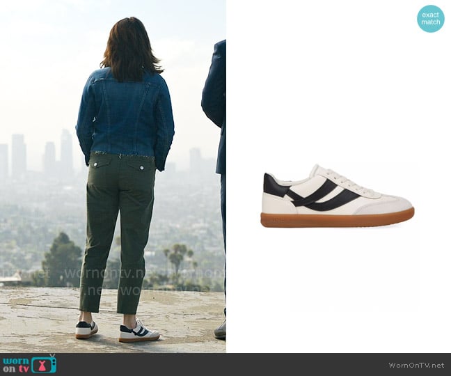 Maggie’s sneakers on The Lincoln Lawyer