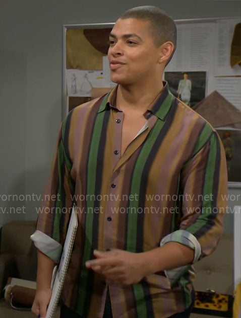 Zende's vertical striped shirt on The Bold and the Beautiful