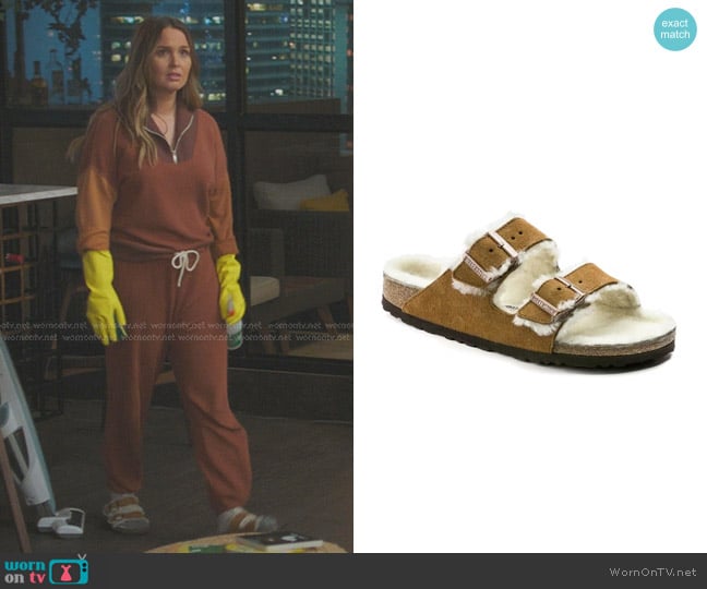 Birkenstock Arizona Shearling & Suede Slides worn by Jo Wilson (Camilla Luddington) on Greys Anatomy