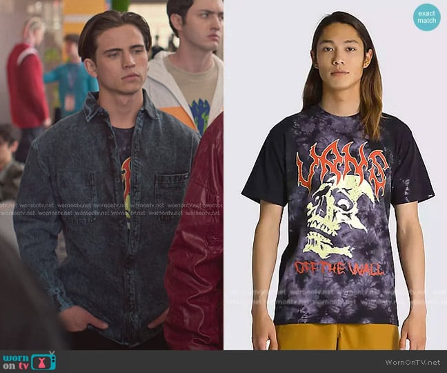 Vans Halloween Glow T-Shirt worn by Robby Keene (Tanner Buchanan) on Cobra Kai