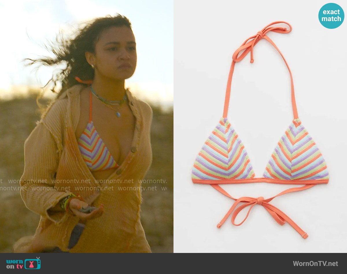 Aerie Terry String Triangle Bikini Top worn by Kiara Carrera (Madison Bailey) on Outer Banks