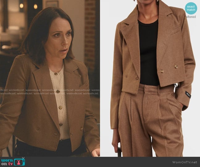 AG x EmRata  Berlin Blazer in Umber worn by Maddie Kendall (Jennifer Love Hewitt) on 9-1-1