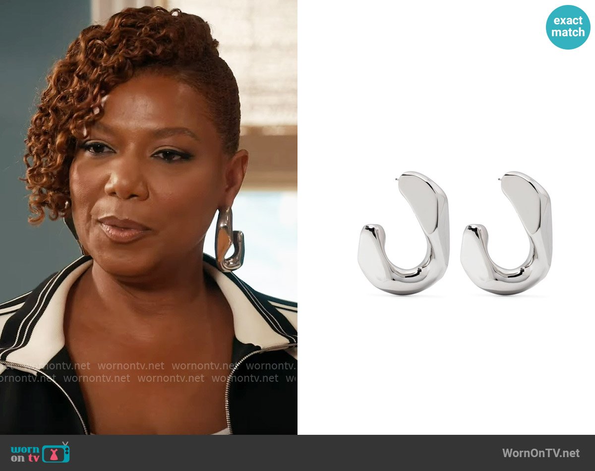 Alexander McQueen Chain hoop earrings worn by Robyn McCall (Queen Latifah) on The Equalizer