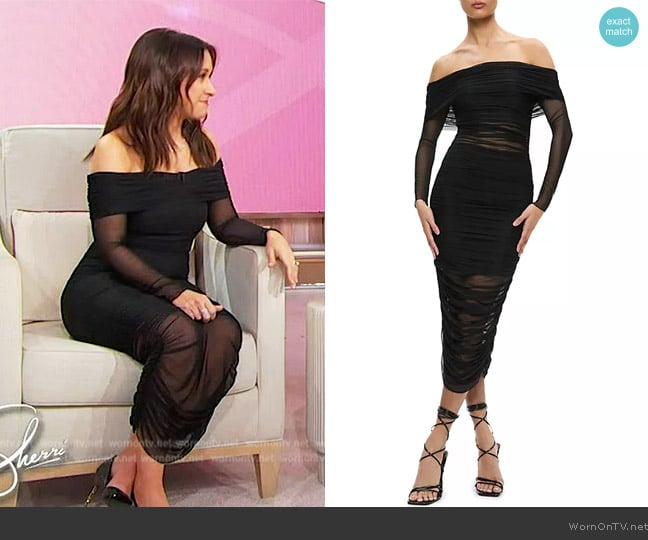 Alice + Olivia Isadola Off-Shoulder Mesh Ruched Midi Dress worn by Lacey Chabert on Sherri