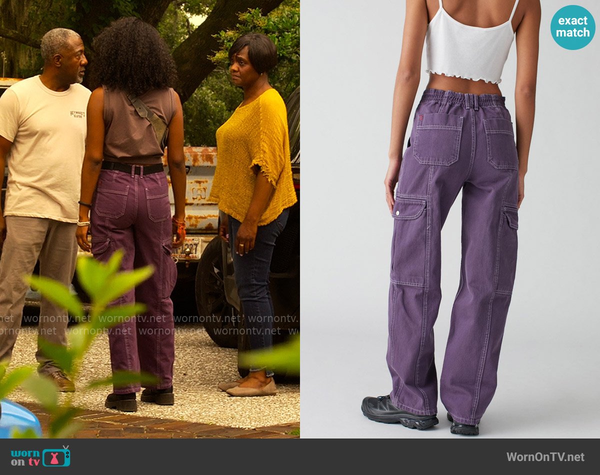 BDG at Urban Outfitters RU Slouchy Skate Jean worn by Cleo (Carlacia Grant) on Outer Banks