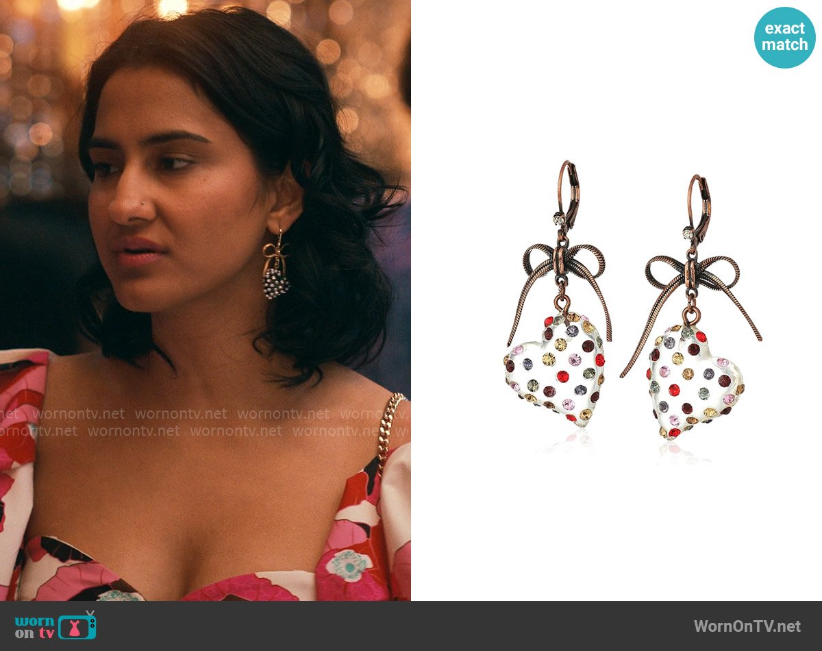 Betsey Johnson Multi Lucite Heart Drop Earrings worn by Bela Malhotra (Amrit Kaur) on The Sex Lives of College Girls