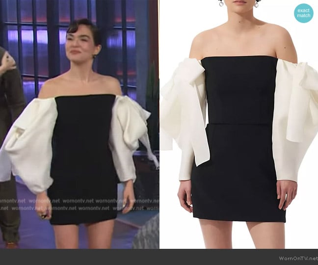 Carolina Herrera Off-Shoulder Mini Dress with Draped Bow Sleeves worn by Zoey Deutch on The Kelly Clarkson Show