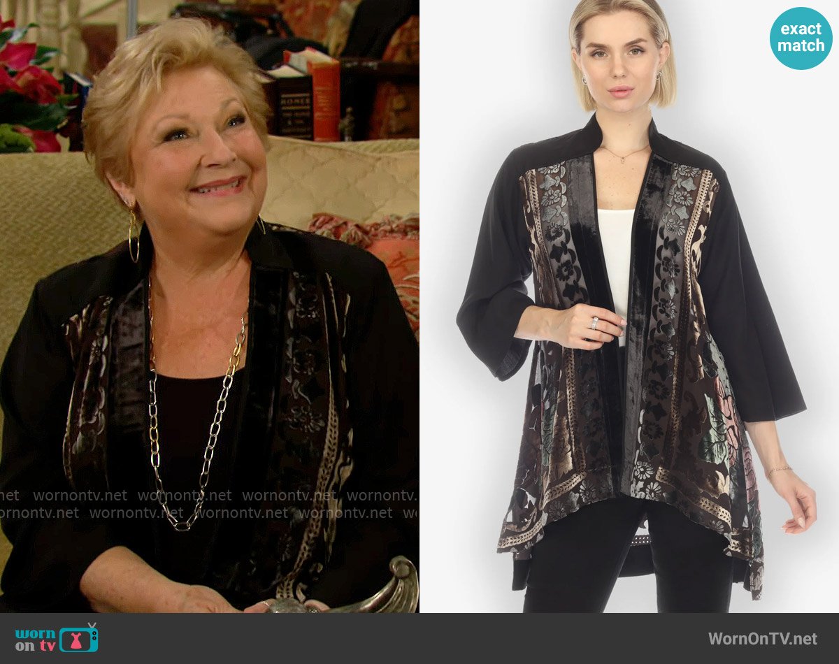 Citron Vintage Rose Devore Velvet Kimono worn by Traci Abbott (Beth Maitland) on The Young and the Restless