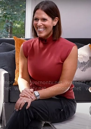 Dana Jacobson’s red mock-neck top on CBS Mornings