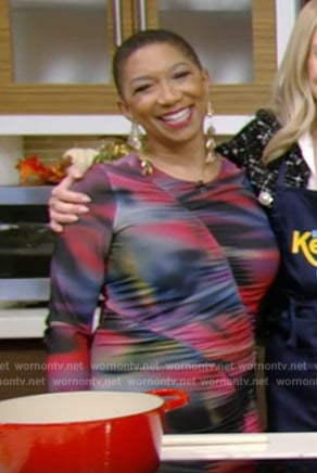 Deja Vu’s abstract print mesh dress on Live with Kelly and Mark