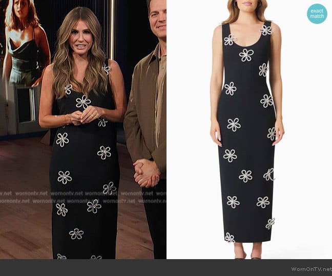 Elliatt Delia Diamante Floral Appliqué Body-Con Gown worn by Keltie Knight on E! News