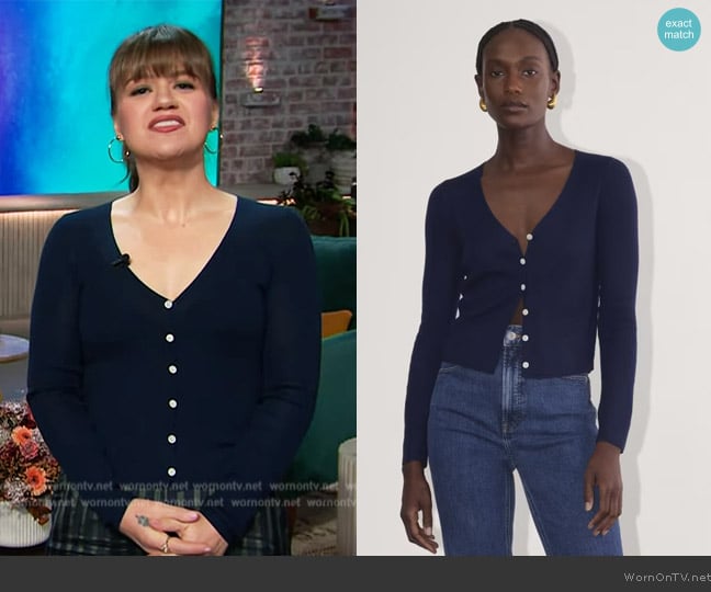 Everlane The Cardigan in Ultrasoft Merino worn by Kelly Clarkson on The Kelly Clarkson Show