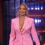 Gizelle’s pink blazer and pants on The Kelly Clarkson Show