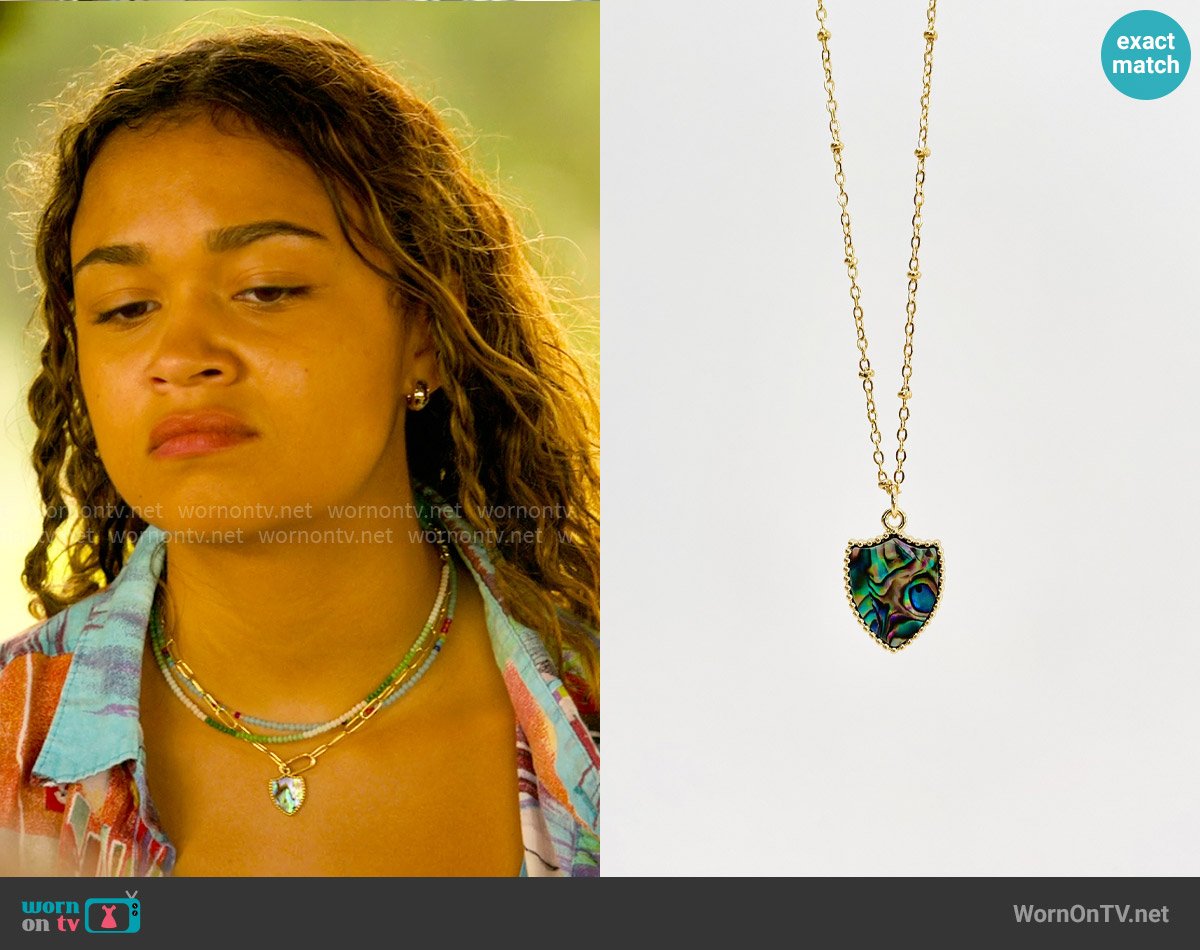 Goldbug Abalone Shield Pendant Necklace worn by Kiara Carrera (Madison Bailey) on Outer Banks