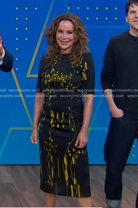 Jennifer Grey's black floral sheath dress on Good Morning America